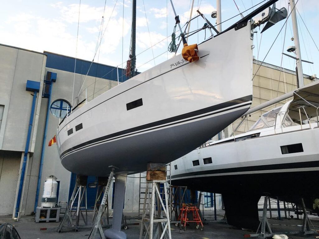Instagram post from sailscreen. This post is in position 0.