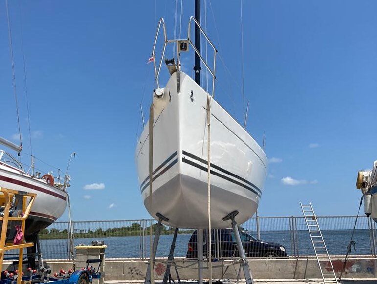 Instagram post from sailscreen. This post is in position 2.