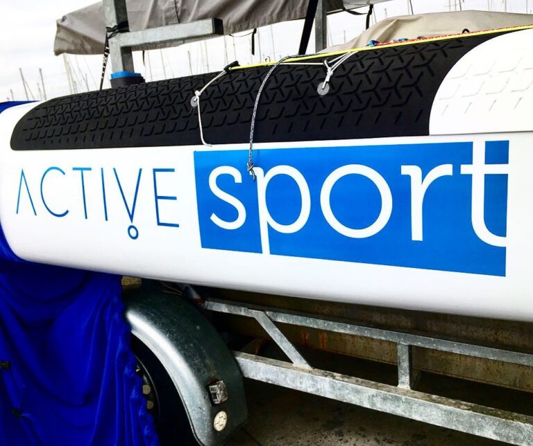 Instagram post from sailscreen. This post is in position 17.